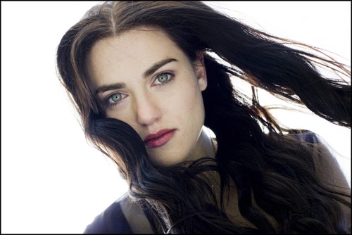 Katie McGrath Fotoğrafı
