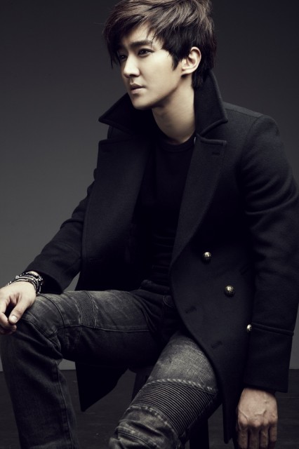 Choi Si-won Fotoğrafı