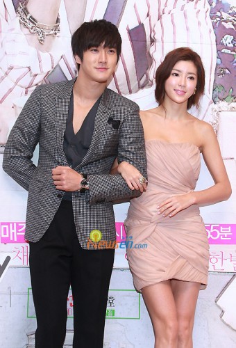 Choi Si-won Fotoğrafı