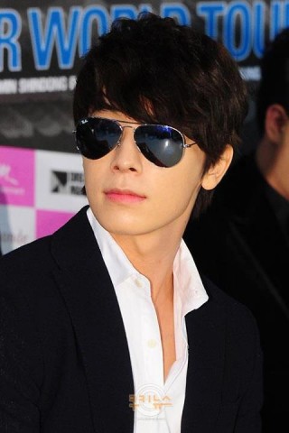 Lee Dong-Hae Fotoğrafı