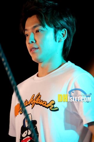 Lee Dong-Hae Fotoğrafı