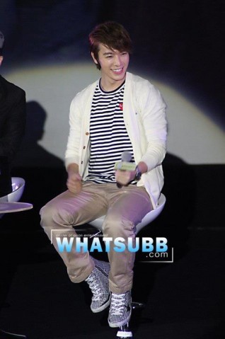 Lee Dong-Hae Fotoğrafı