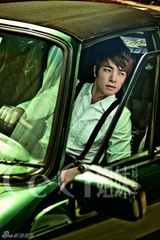 Lee Dong-Hae Fotoğrafı