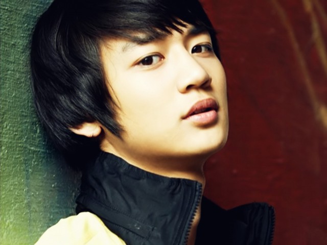 Choi Minho Fotoğrafı