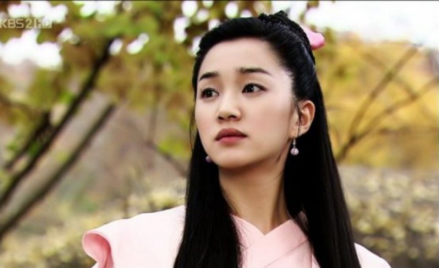 Soo Ae Fotoğrafı