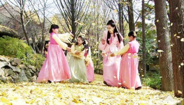 Soo Ae Fotoğrafı