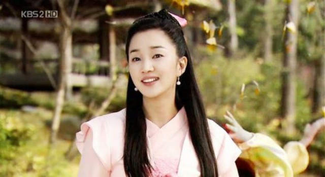 Soo Ae Fotoğrafı