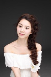 Park Soo-jin Fotoğrafı