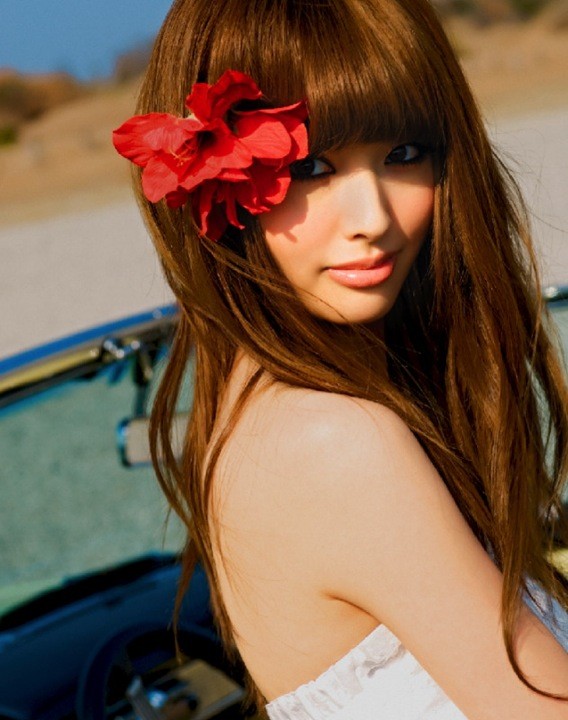 Emi Suzuki Fotoğrafı