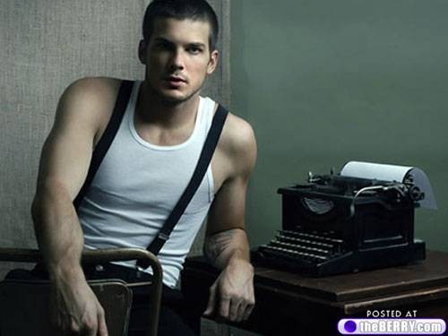 Rick Malambri Fotoğrafı