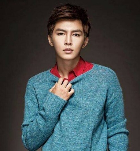 Aaron Yan Fotoğrafı
