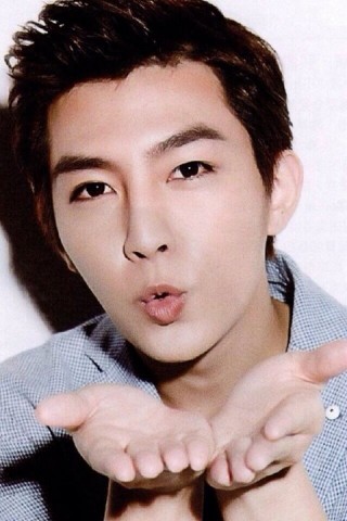 Aaron Yan Fotoğrafları 36