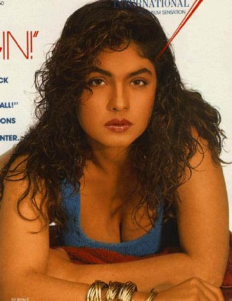 Pooja Bhatt Fotoğrafları 42