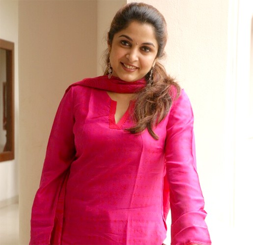 Ramya Krishna Fotoğrafları 4