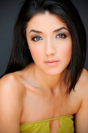 Yvette Yates Fotoğrafı