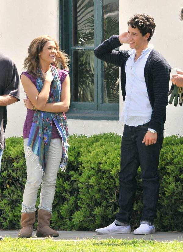 Nicole Gale Anderson Fotoğrafı