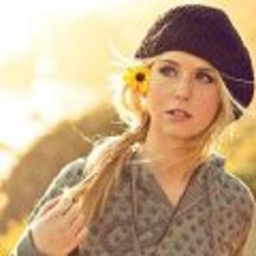 Julianna Therese Barninger Fotoğrafı