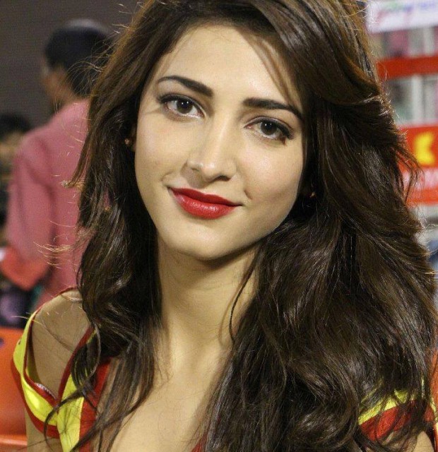 Shruti K. Haasan Fotoğrafı