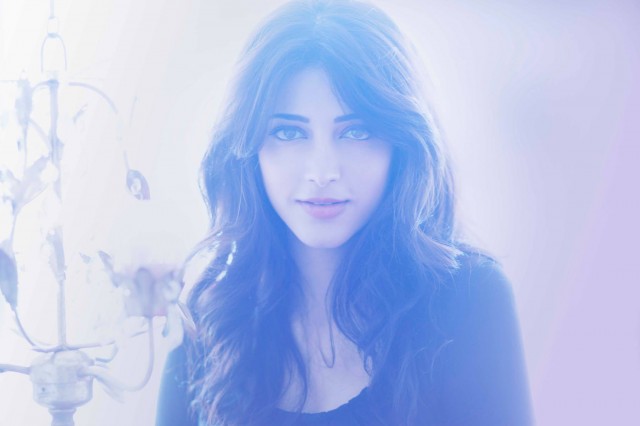 Shruti K. Haasan Fotoğrafı