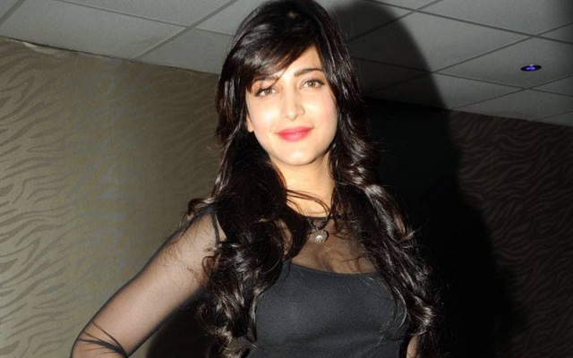 Shruti K. Haasan Fotoğrafı