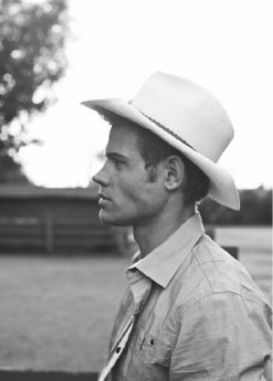 Trevor Donovan Fotoğrafı