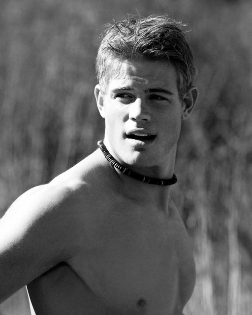 Trevor Donovan Fotoğrafları 75