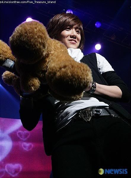 Lee Hong Ki Fotoğrafı