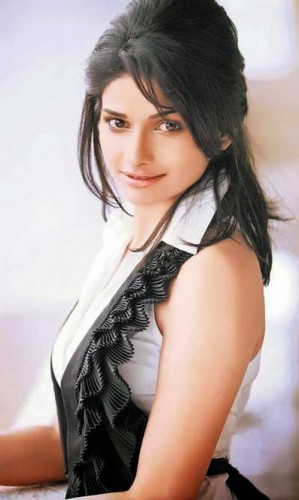 Prachi Desai Fotoğrafları 5