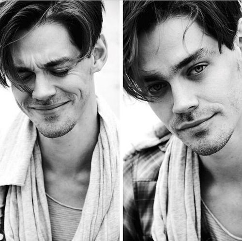 Tom Payne Fotoğrafları 1