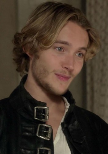 Toby Regbo Fotoğrafları 30