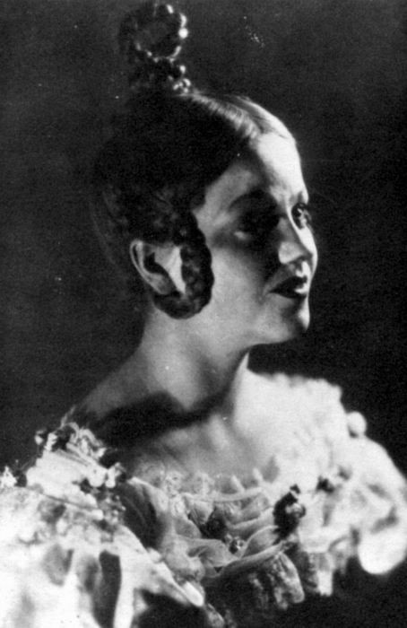 Mariya Babanova Fotoğrafı
