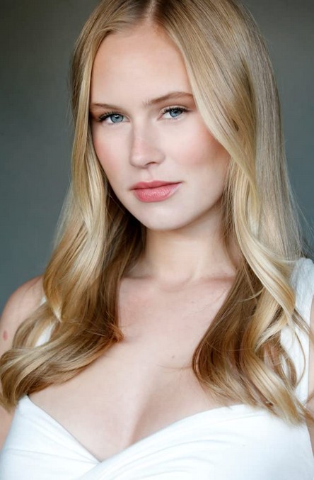 Danika Yarosh Fotoğrafı