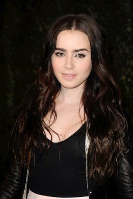 Lily Collins Fotoğrafları 71