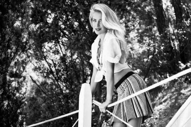 Burcu Esmersoy Fotoğrafı