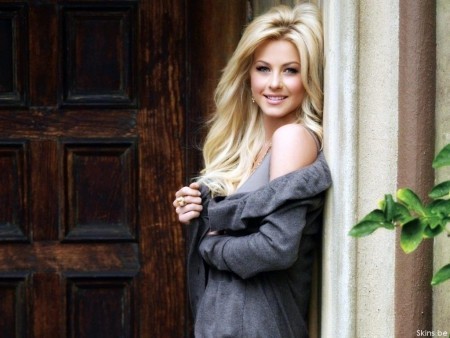 Julianne Hough Fotoğrafı