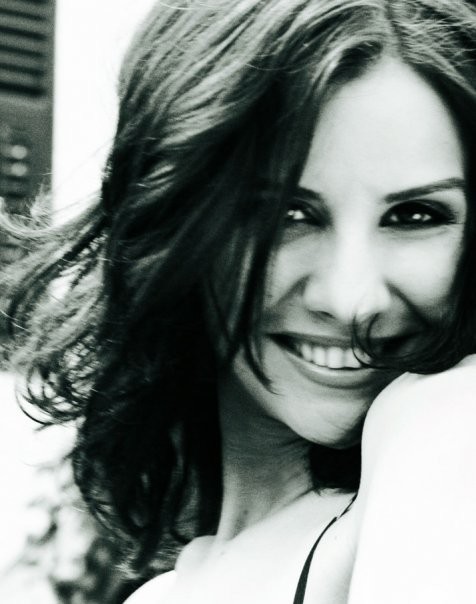 Esra Erol Fotoğrafı