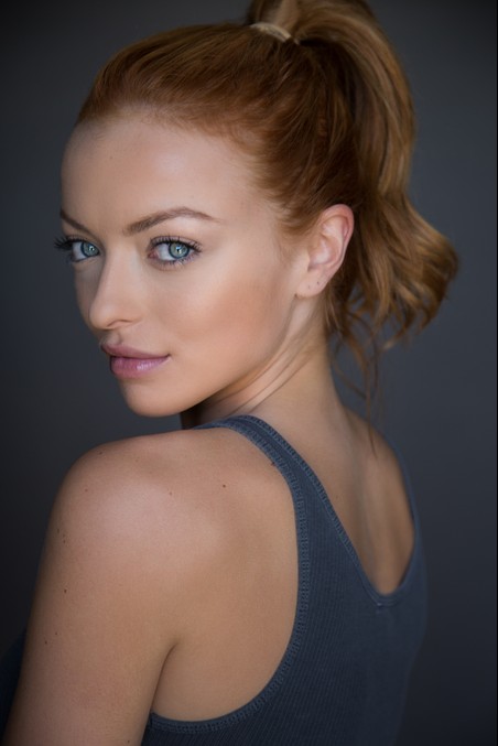 Francesca Eastwood Fotoğrafı