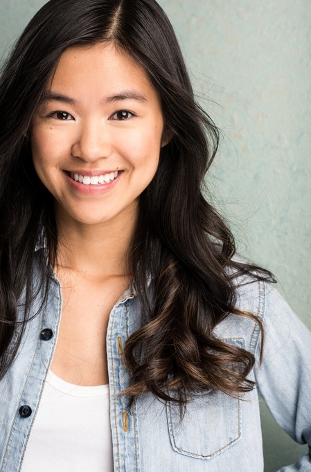Tiffany Espensen Fotoğrafı