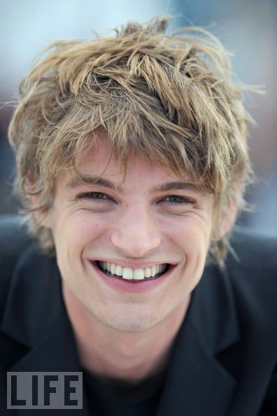 Niels Schneider Fotoğrafı