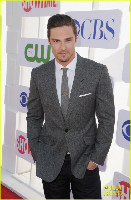 Jay Ryan fotoğrafı