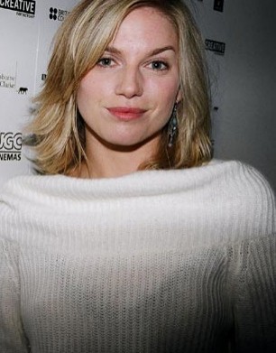 Eva Birthistle Fotoğrafları 1