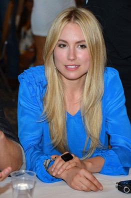 Sarah Carter Fotoğrafları 11