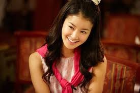 Lee Si-young Fotoğrafı