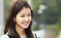 Lee Si-young Fotoğrafı