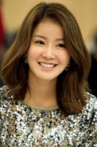 Lee Si-young Fotoğrafları 91