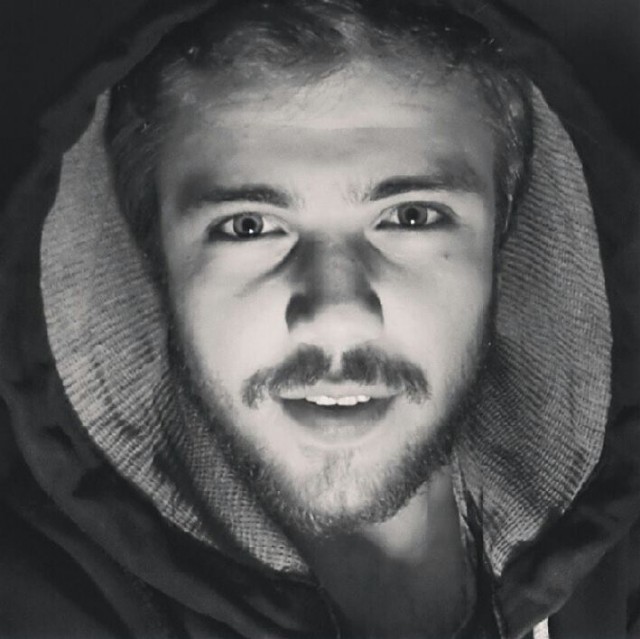 Tolga Sarıtaş Fotoğrafı