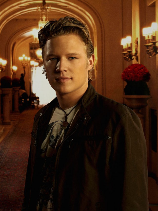 Christopher Egan Fotoğrafları 2