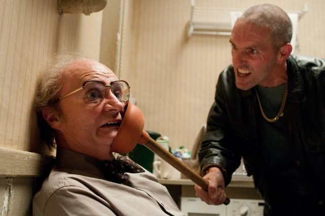 Jim Broadbent Fotoğrafı