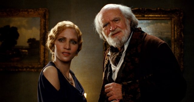 Jim Broadbent Fotoğrafı