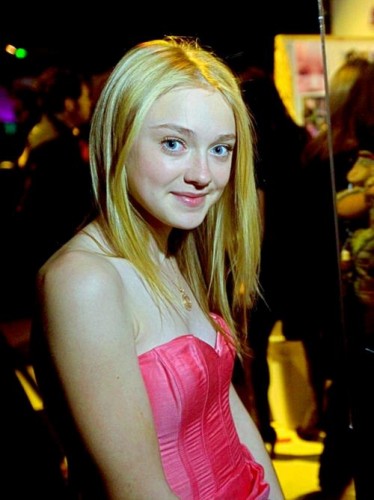 Dakota Fanning Fotoğrafları 102